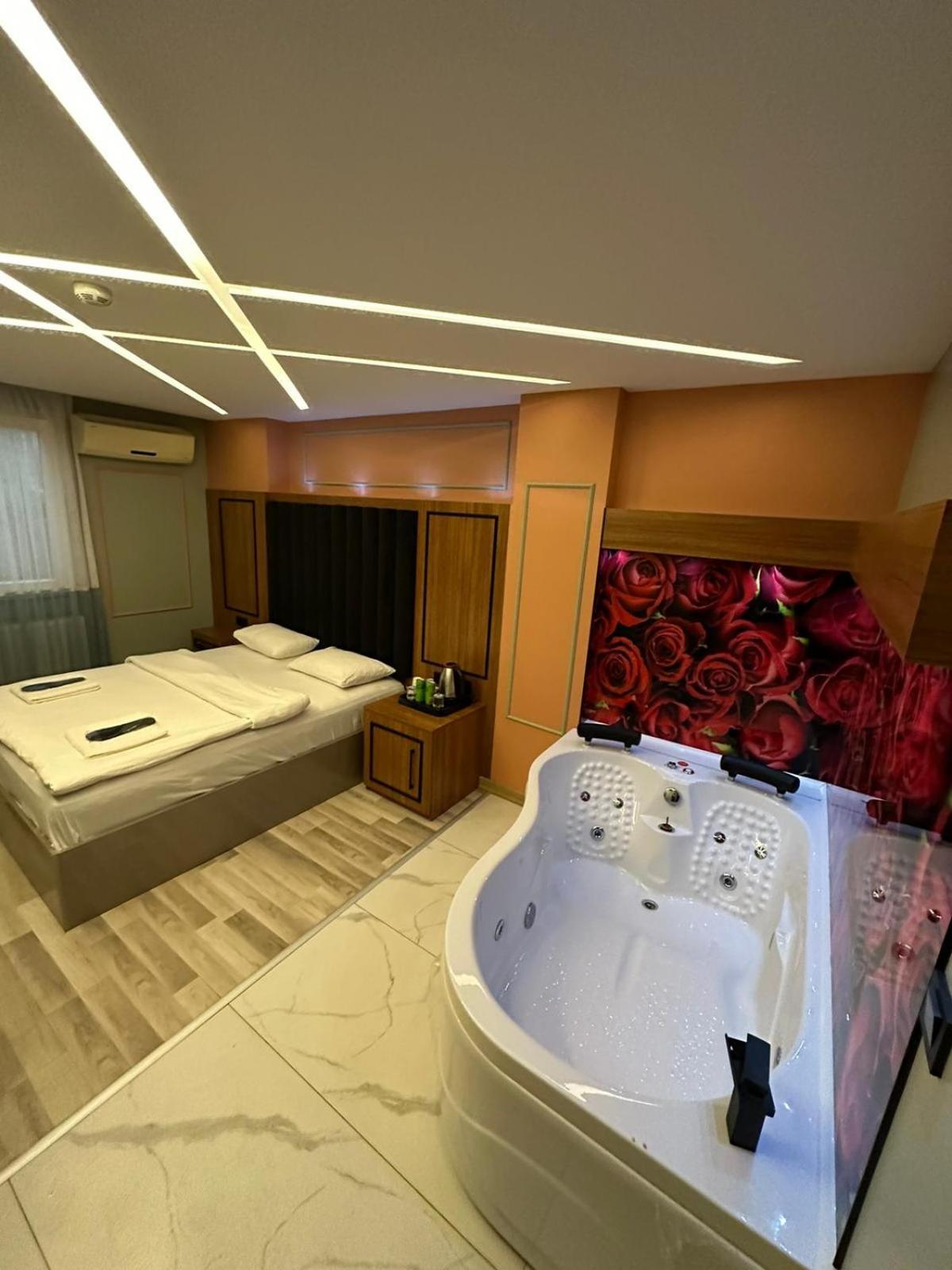 Blueway Hotel Istanbul Exterior foto
