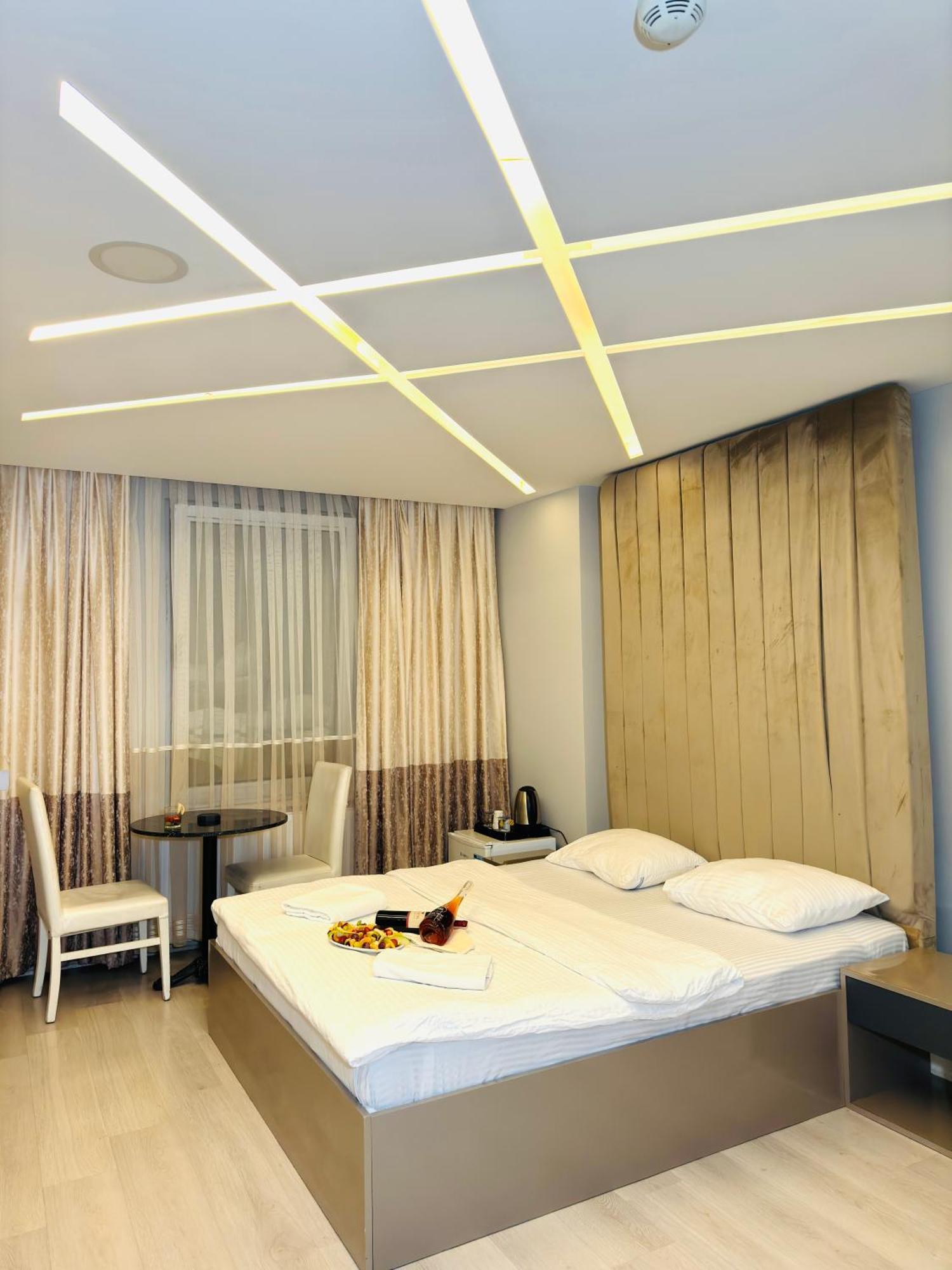 Blueway Hotel Istanbul Exterior foto