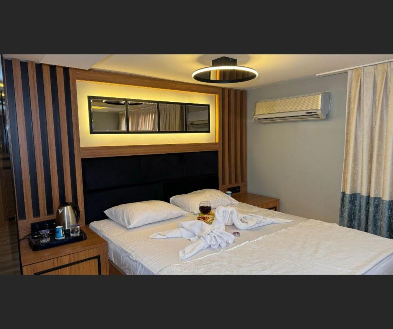 Blueway Hotel Istanbul Exterior foto